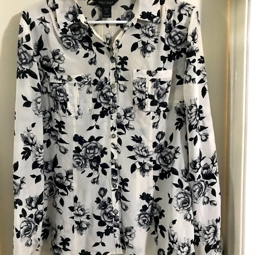 White House Black Market long-sleeve